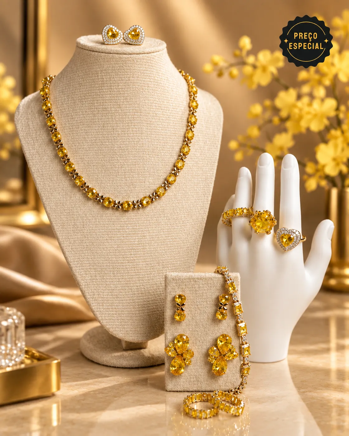 Conjunto de semijoias dourado com cristais amarelos: colar, brincos e anel da Vivi Moraes Semijoias